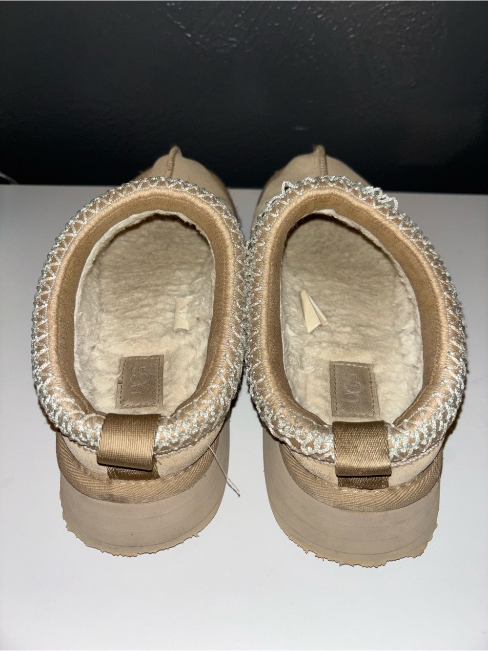 UGG Tazz II Platform Sand Color - Picture 4 of 5